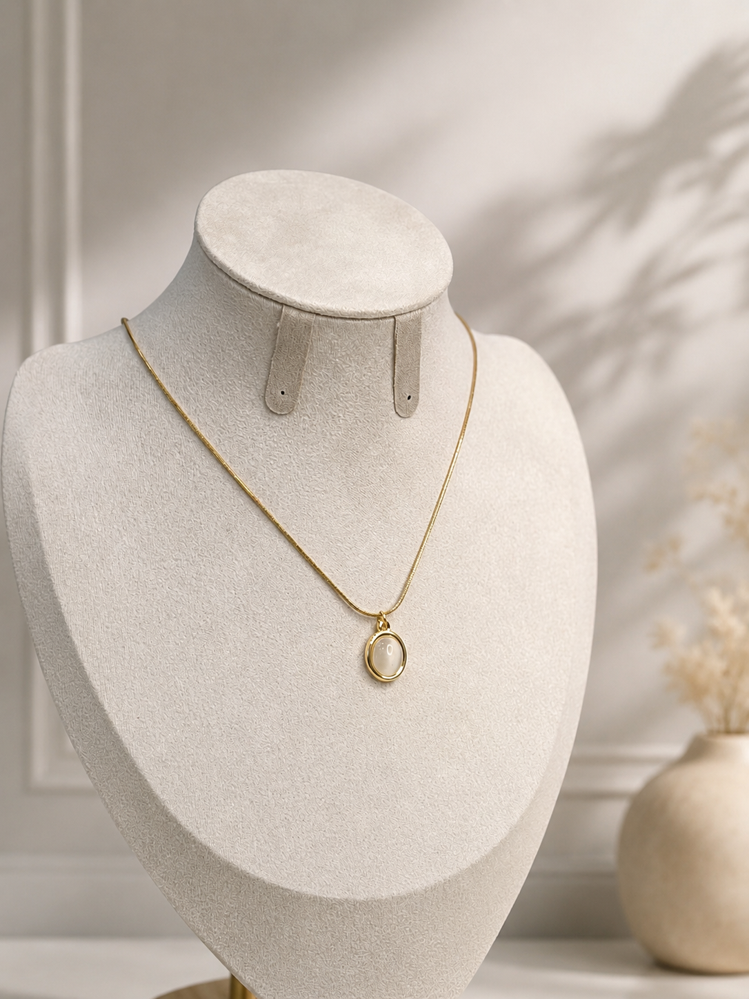Stone Pendant Necklaces