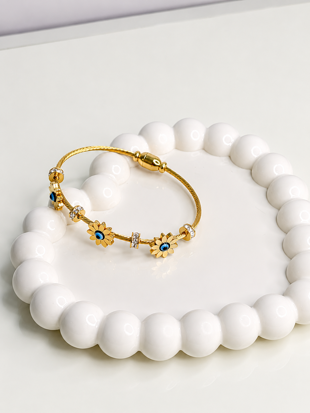 Evil Eye Daisy Magnetic Bangle