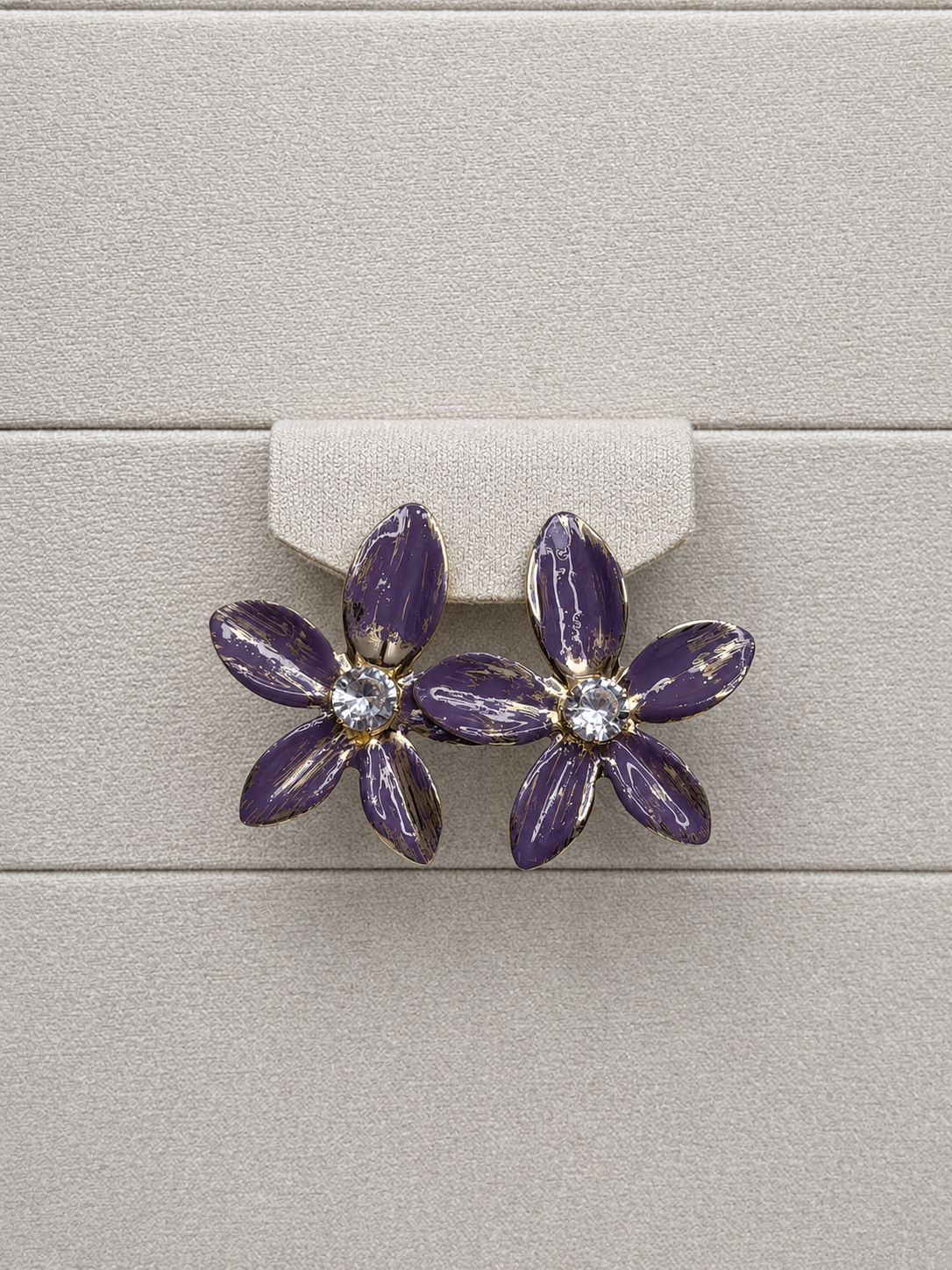 Violet Flora Stud