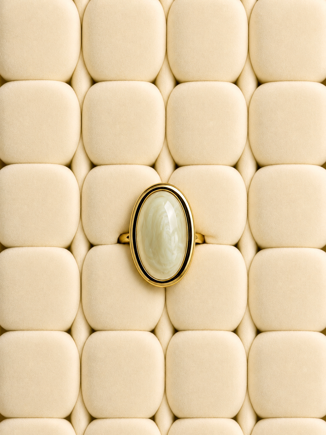 Aurora Oval Ring