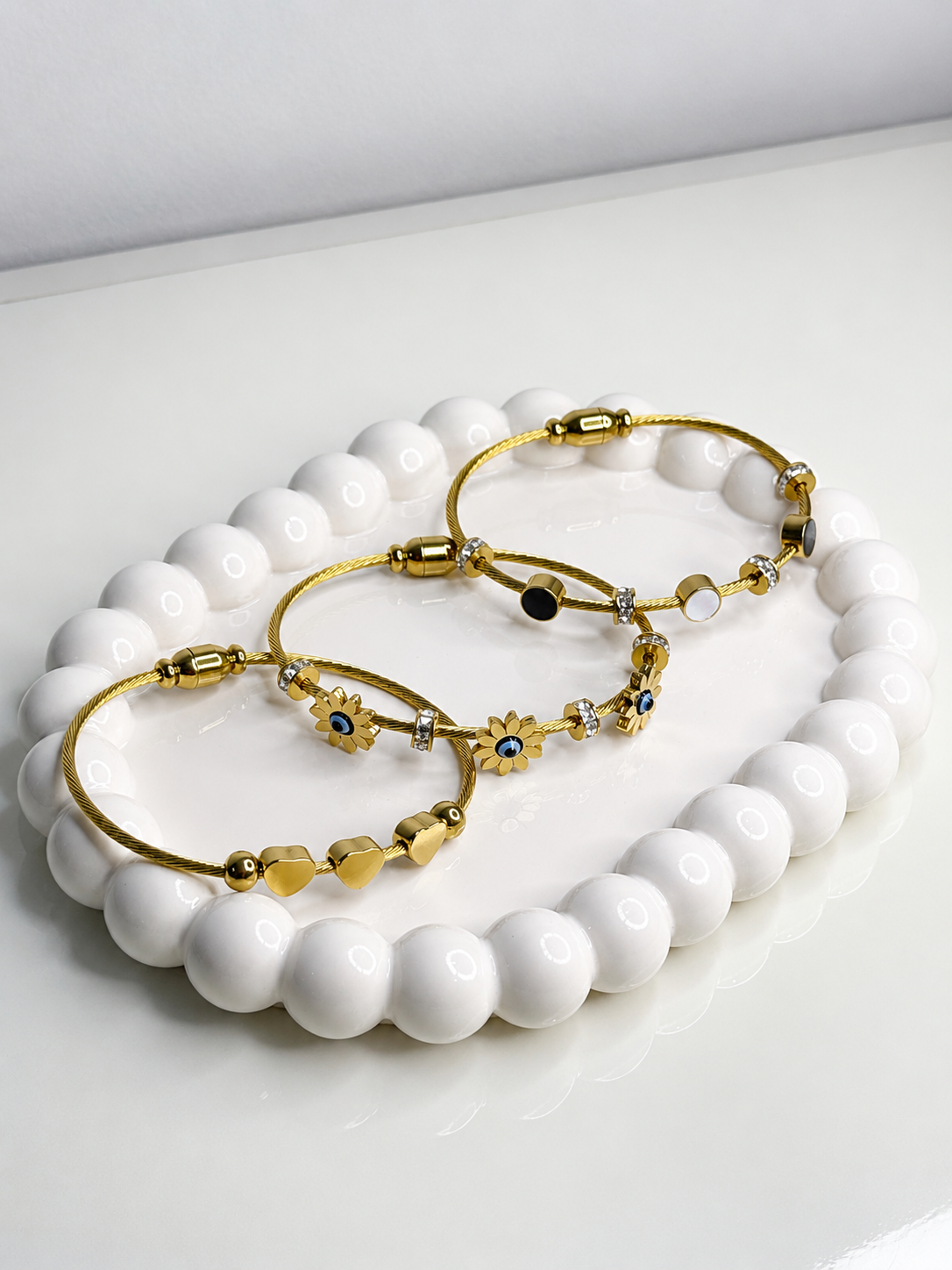Evil Eye Daisy Magnetic Bangle