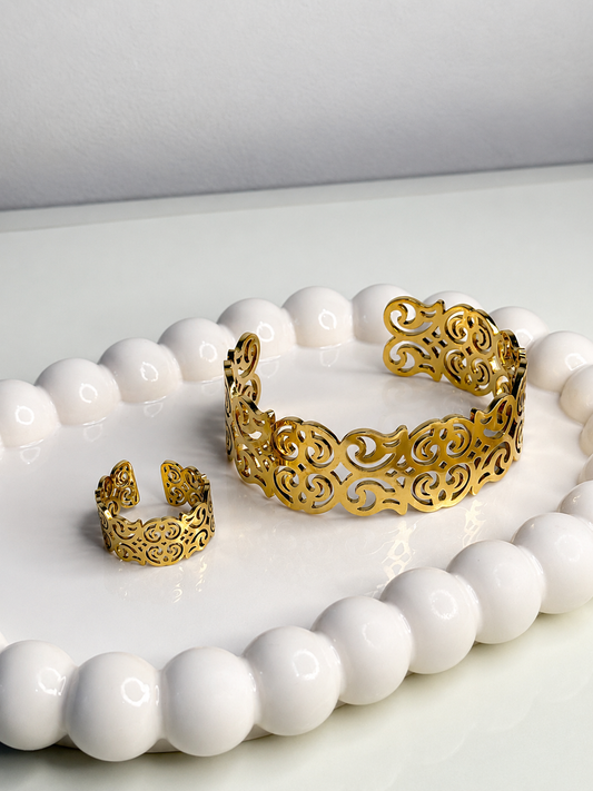 Vintage Filigree Cuff Set