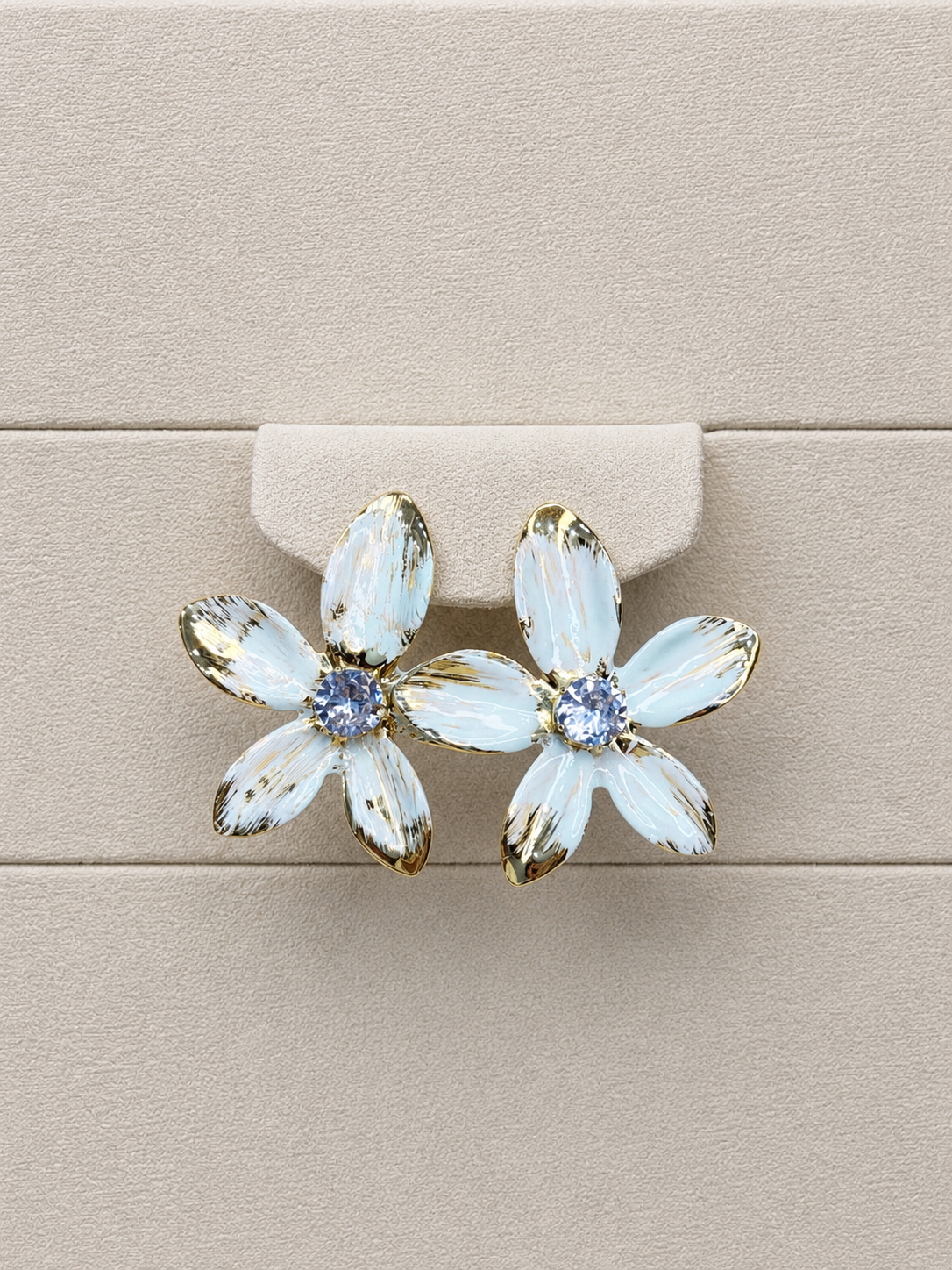 Pearl White Floral Stud