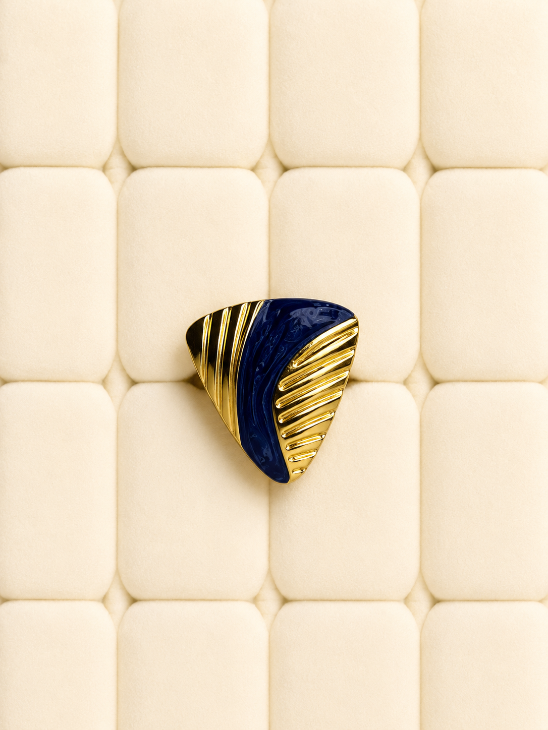 Enamel Ring